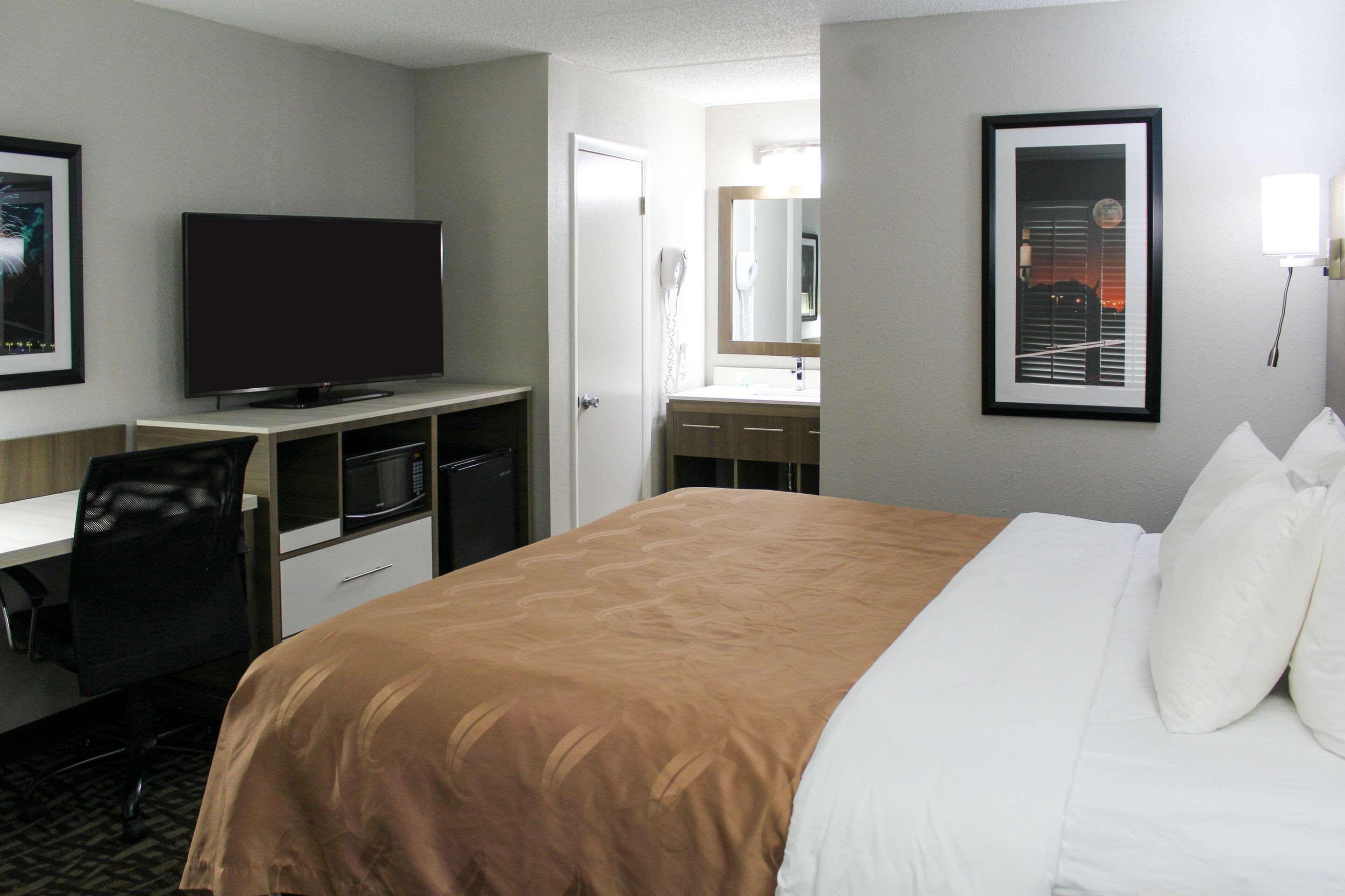 Quality Inn Athens I-65 - Huntsville Area West Exterior photo